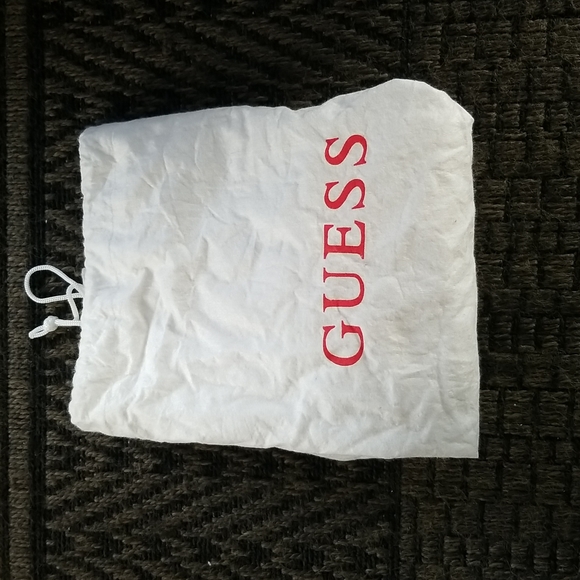 Guess handbag - Picture 4 of 5